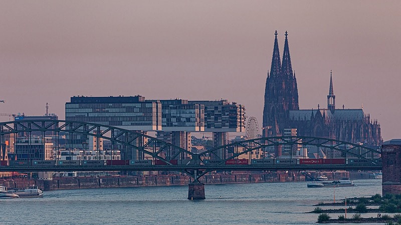 Hohenzollernbrücke in Köln