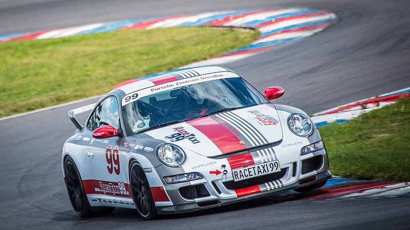 Porsche 911 in der Kurve - Porsche 911 GT3 Cup selber fahren