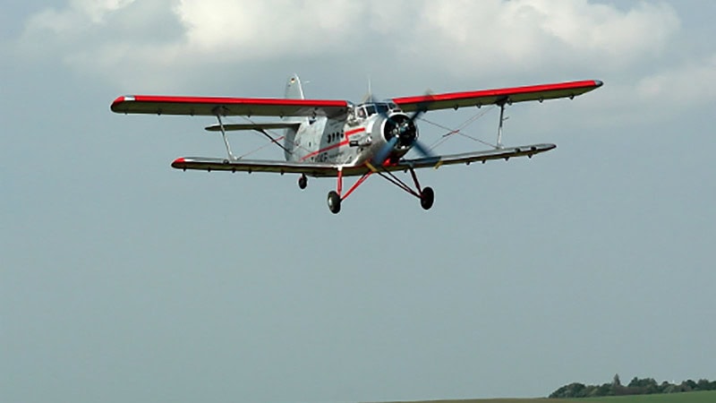 Doppeldecker AN2 im Anflug, Rundflug im Doppeldecker AN2 in Jahnsdorf