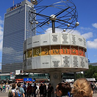 Alexanderplatz Berlin Stadtspiel (Ver-)Führung