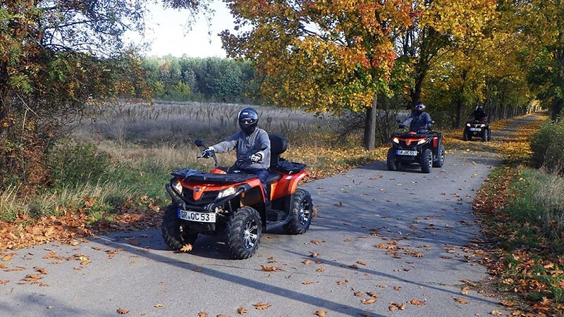 quad auf dem Landweg in der Oberlausitz